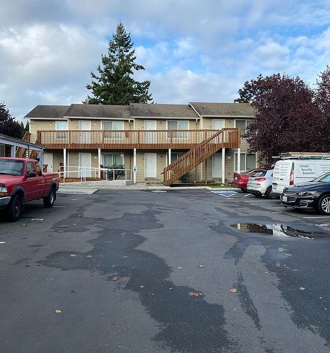 1st image of 717 Cedar Ave #102