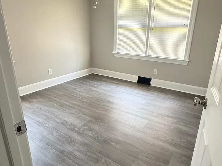 209 Harmony St — Photo 11