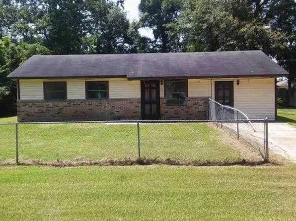 203 Banyan St, Bay Minette, AL 36507