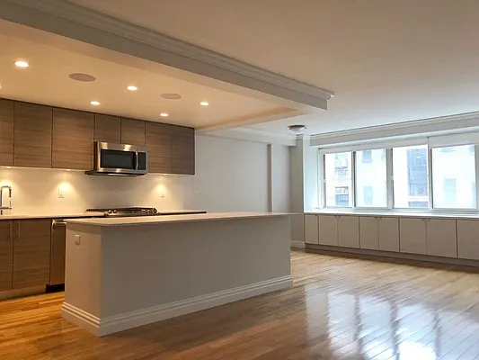 Rented by Silverstreet RE LLC | media 10