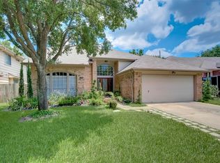 11314 Yorkshire Oaks Dr, Houston, TX 77065