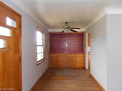 5th image of 3107 Lucerne Ave