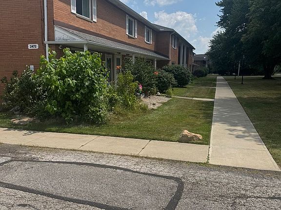 2nd image of 2472 Warren Pkwy APT 17