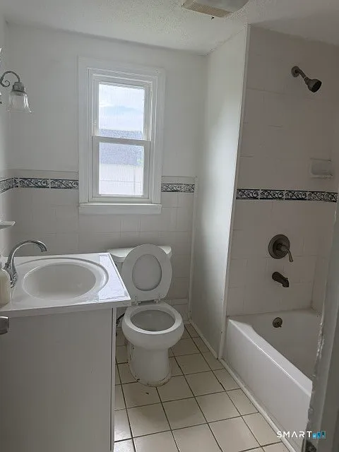 1 bed, 1.0 bath, 500 sqft, $1,150 — Photo 2