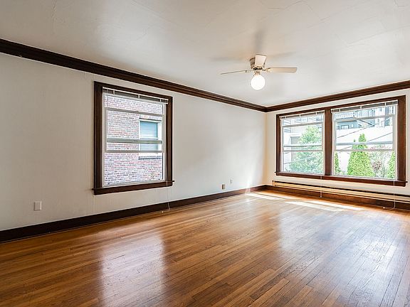 5th image of 510 Bellevue Ave E #1-204