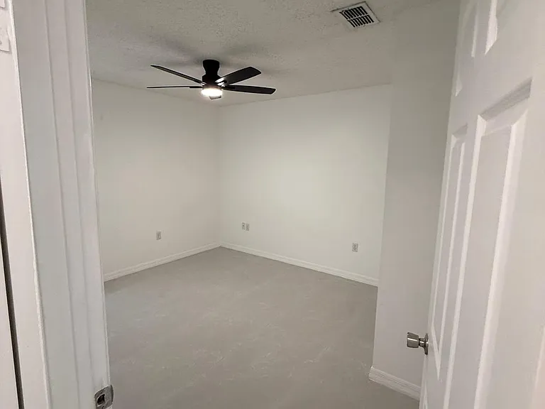 304 Dahoon Holly Dr — Photo 32