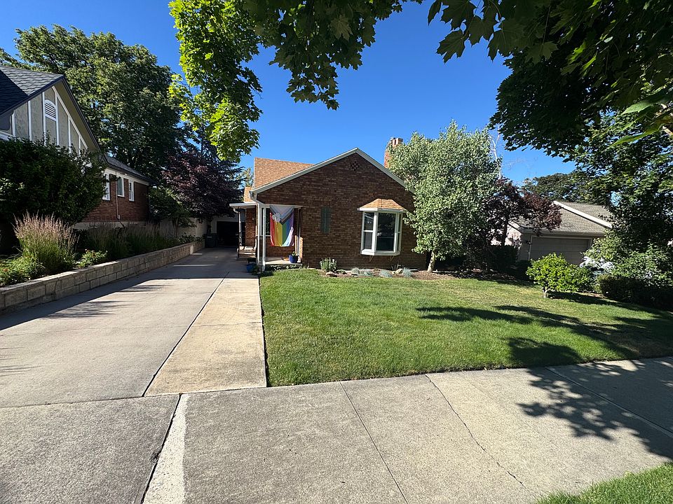 1st image of 1548 E Roosevelt Ave