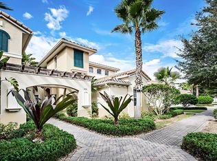 1353 Emerald Dunes Dr, Sun City Center, FL 33573