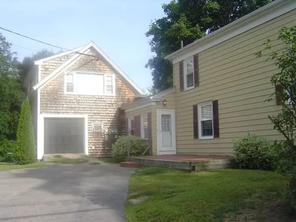 9 Sea Rd, Kennebunk, ME 04043