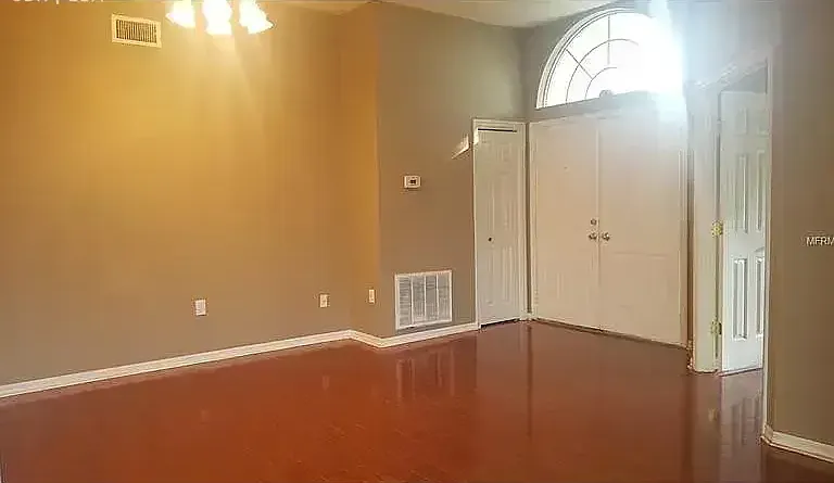 10620 Deepbrook Dr — Photo 6