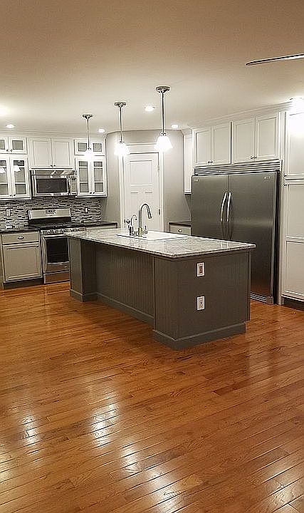 Kitchen with Island