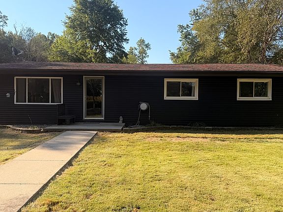 2nd image of 1001 Medlin Rd
