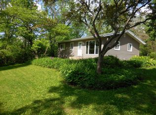 3N899 Bittersweet Rd, St Charles, IL 60175