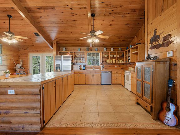 3rd image of 31850 S 690th Rd