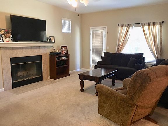 5th image of 813 Graystone Ct