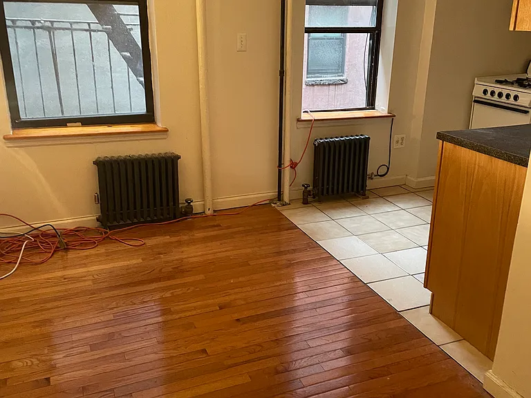 1621 Lexington Ave #8 — Photo 4