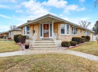 2357 Stratford Ave, Westchester, IL