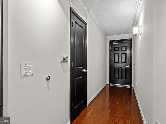 3rd image of 880 N Pollard St APT 224