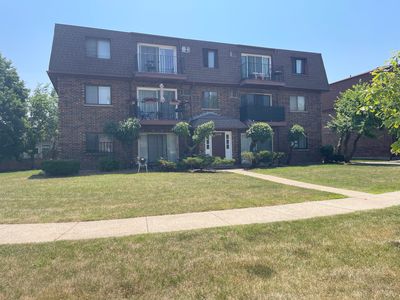 1208 Whispering Hills Ct APT 1A, Naperville, IL, 60540