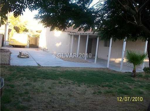 4th image of 715 Linn Ln