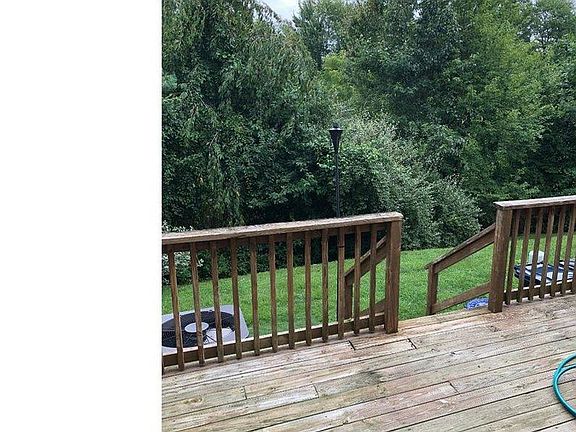 Private Yard with upper Deck.