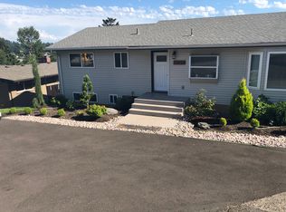 13048 SE Ridgecrest Rd, Happy Valley, OR 97086