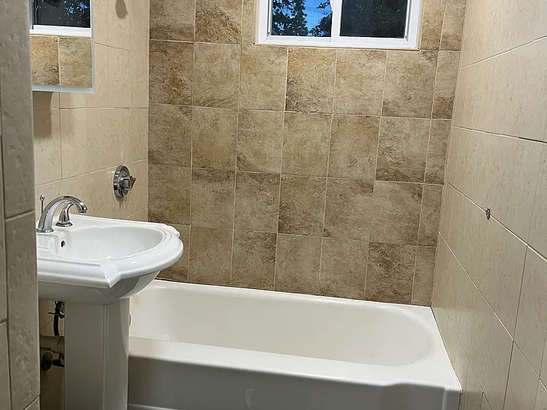 2 Washington Street Pl #2 — Photo 5