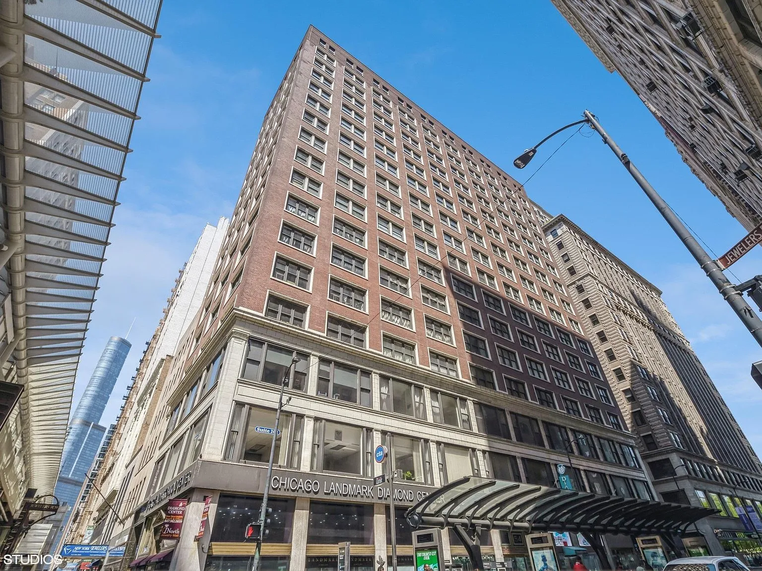 2 bed, $2,695 — Photo 1