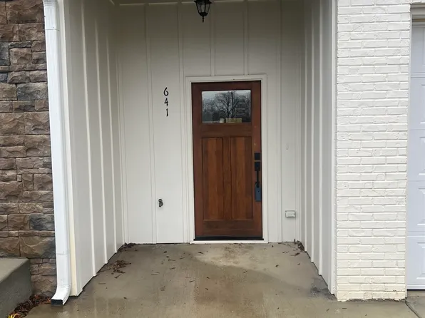 641 E 3rd St #19, Rome, GA 30161