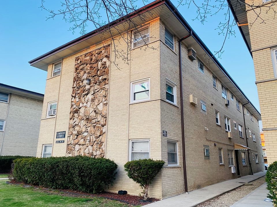 1st image of 4235 N Kedvale Ave APT 3B