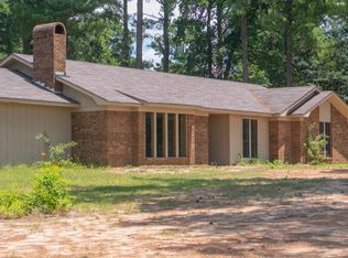 574 Highway 82, Stamps, AR 71860