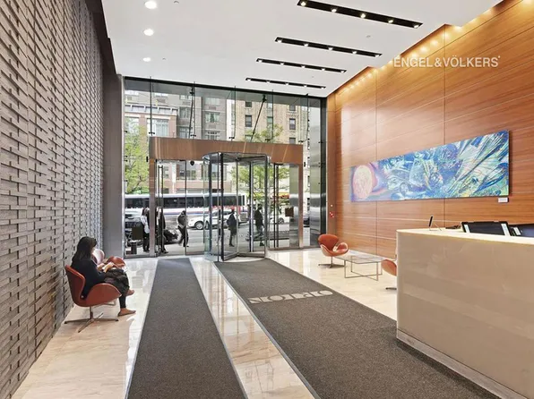 350 West 42nd Street 10D image 10 of 11