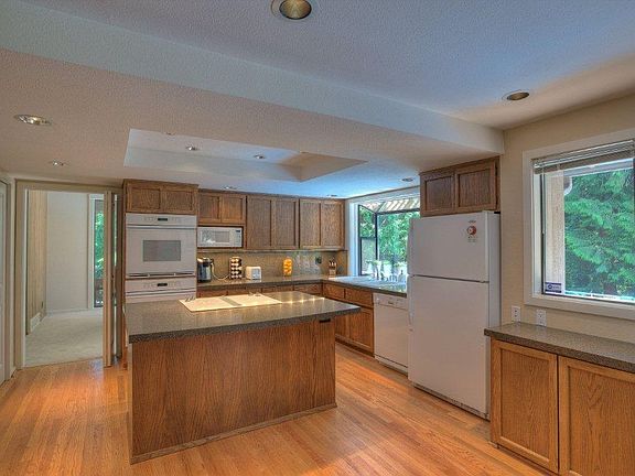 5th image of 5314 277th Ave NE