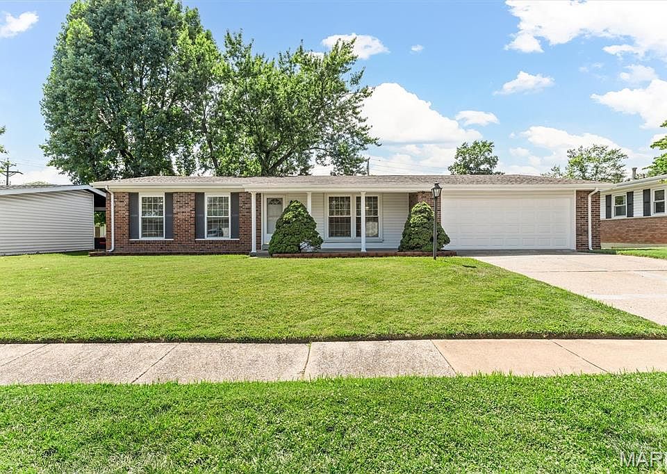 1st image of 1445 Thoroughbred Ln