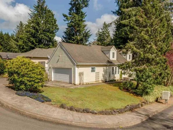 1930 NE Tide Ct, Lincoln City, OR 97367