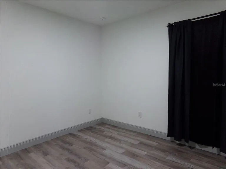 2262 Fernwood St #B — Photo 10