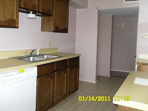 3rd image of 2214 Sheriff Dr