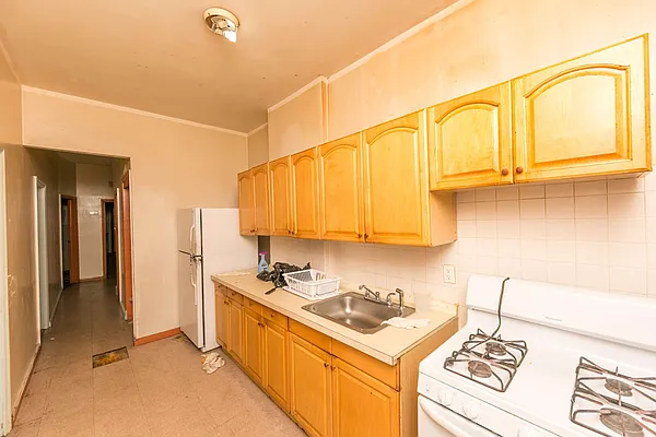 Sold by Keystone Realty USA Corp | media 35