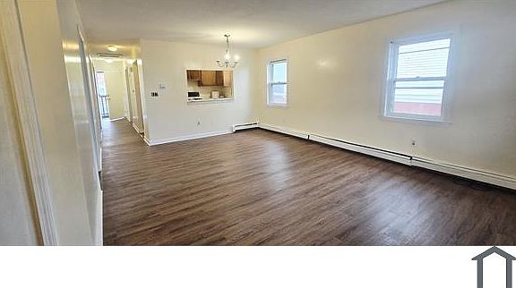 3rd image of 107 Magnolia St #2