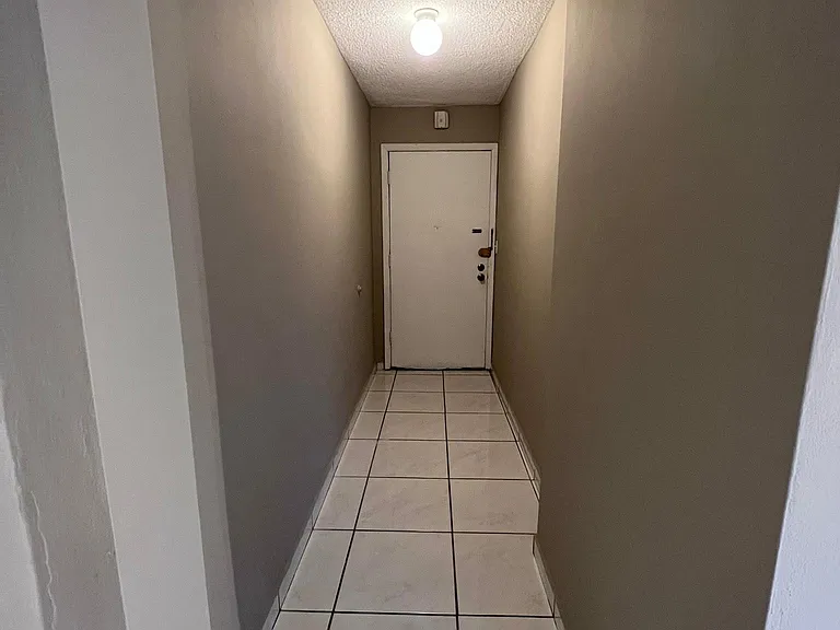 2498 SW 17th St #4303 — Photo 3