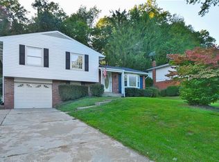 128 Wyngate Rd, Coraopolis, PA 15108