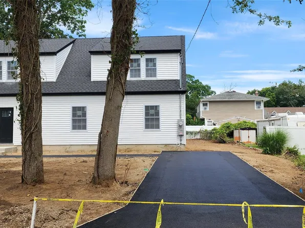 N/C 15 Robinson Drive, Shirley, NY 11967