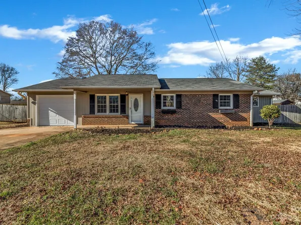 150 Dixie Trail Dr, Forest City, NC 28043