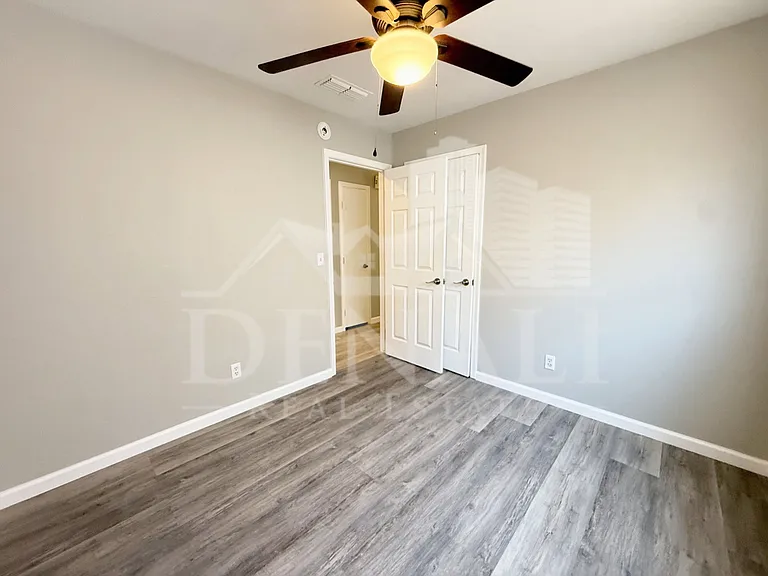 490 E Bart Dr — Photo 19