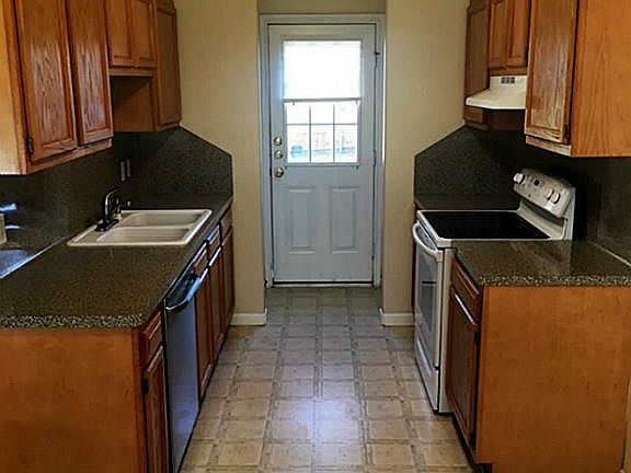 5th image of 10479 Royal Tricia Dr