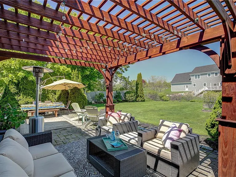 66 McCorrie Ln — Photo 1