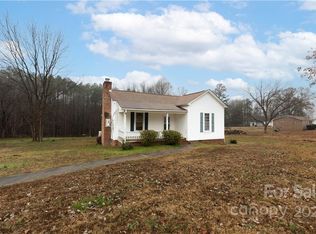 415 Cedar Grove Rd, Clover, SC 29710