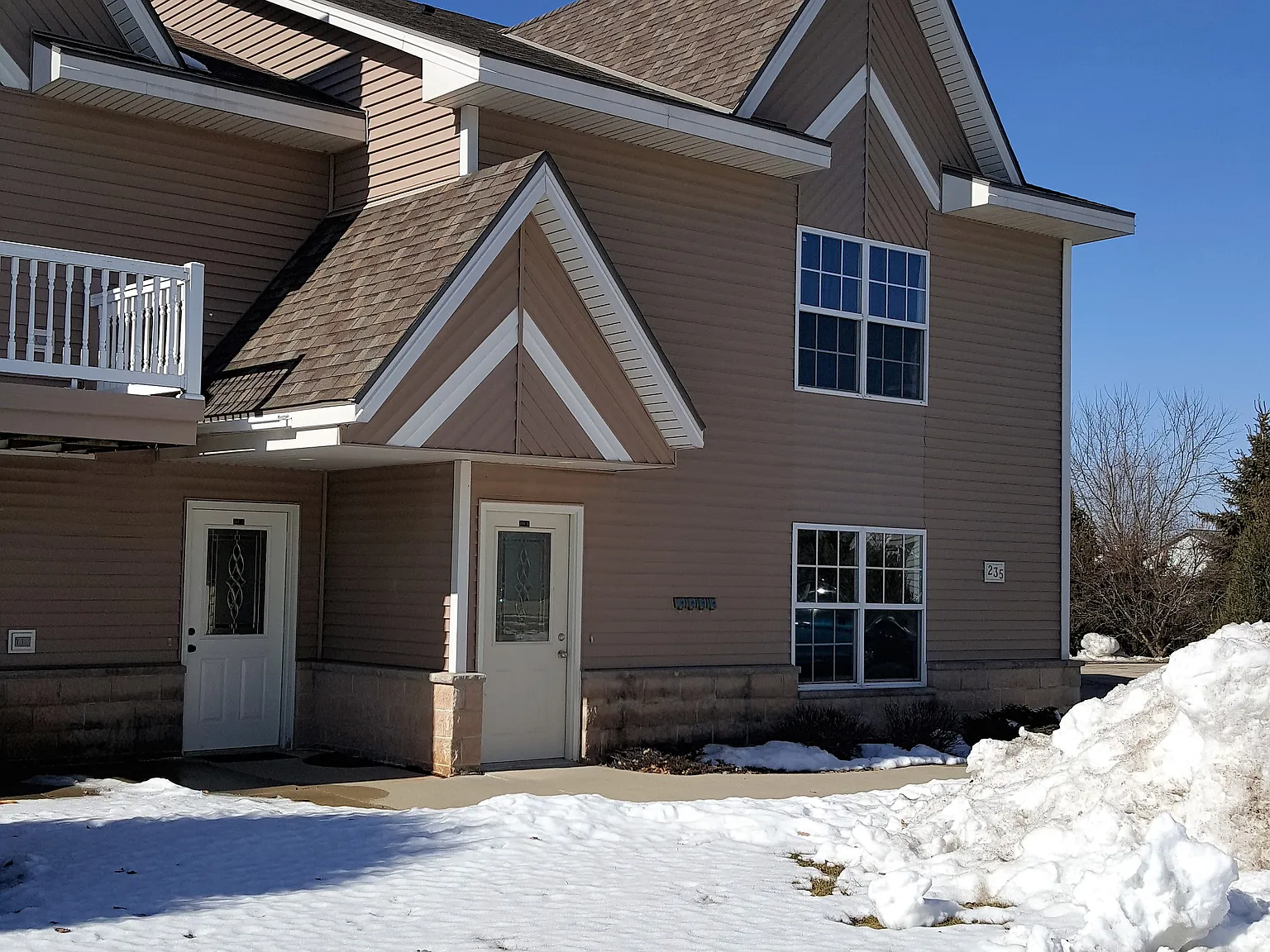 Lomira 235 Linden Court — Photo 2