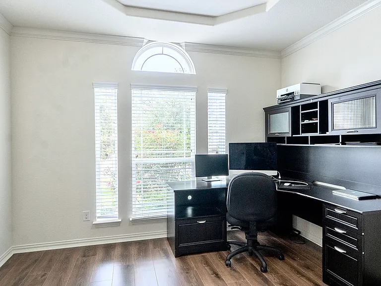 5920 Humber Ln — Photo 34