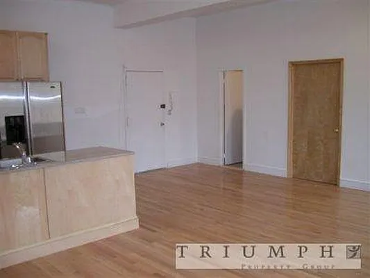 Rented by Triumph Property Group | media 25